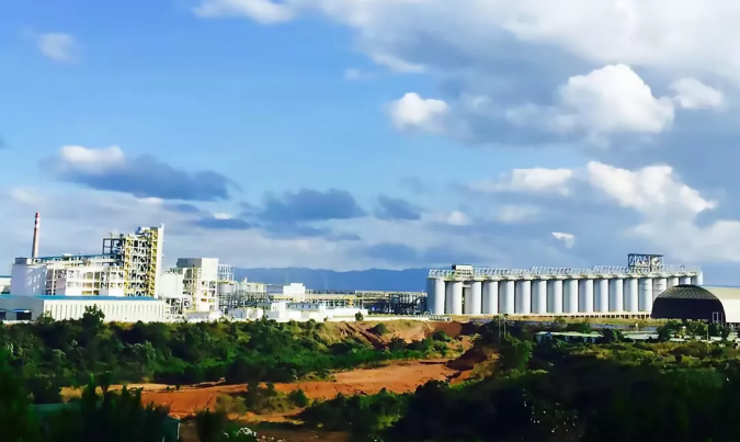 首個獲得魯班獎的中國鋁行業(yè)境外工程——中鋁國際越南仁基65萬噸氧化鋁項(xiàng)目
